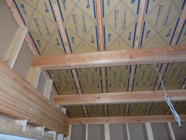 吹付断熱工事前